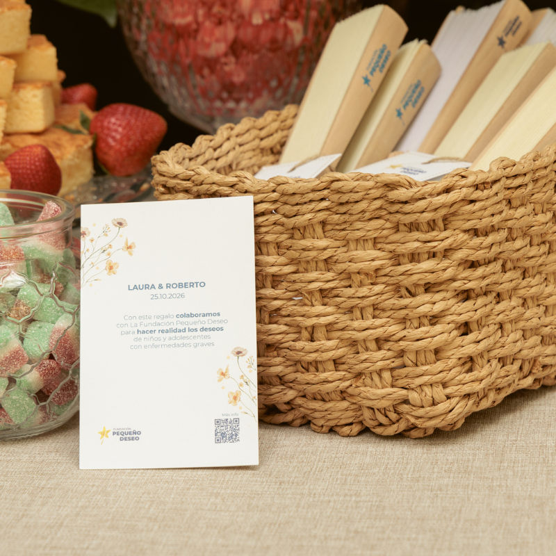 Detalle del abanico para bodas y eventos solidarios | Abanico presentado como regalo solidario - 4