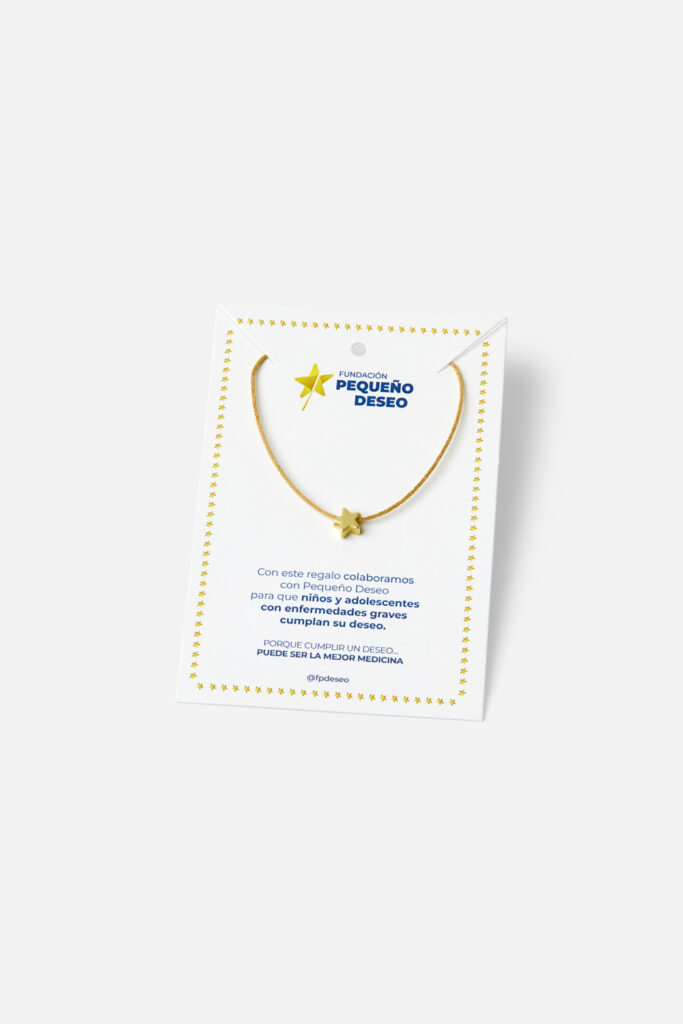 Detalle del collar solidario para bodas y eventos solidarios | Collar solidario presentado como regalo solidario - 2